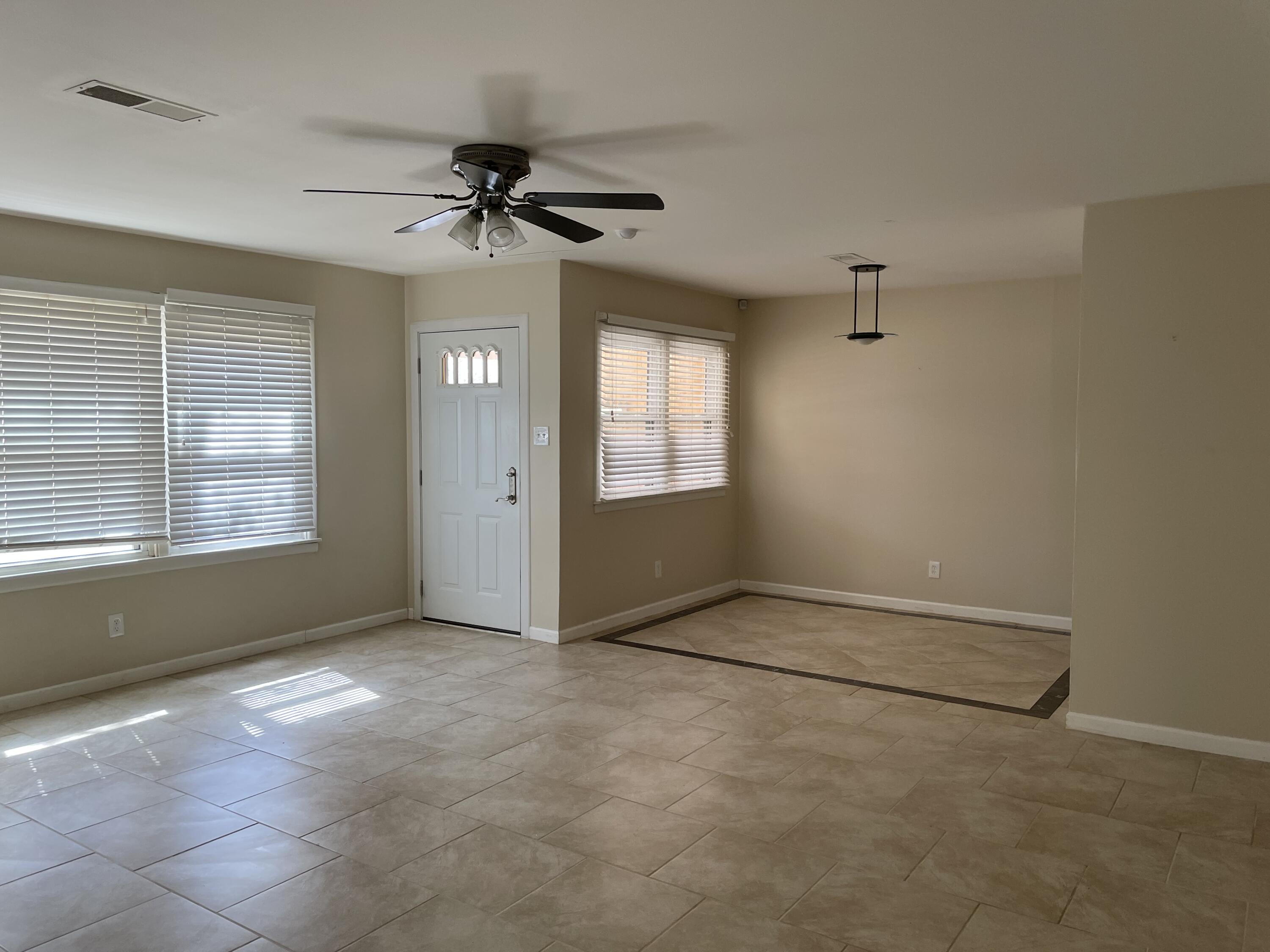 4212 46th Street Lubbock, TX 79413 - Photo 2 of 13 IMG_6898