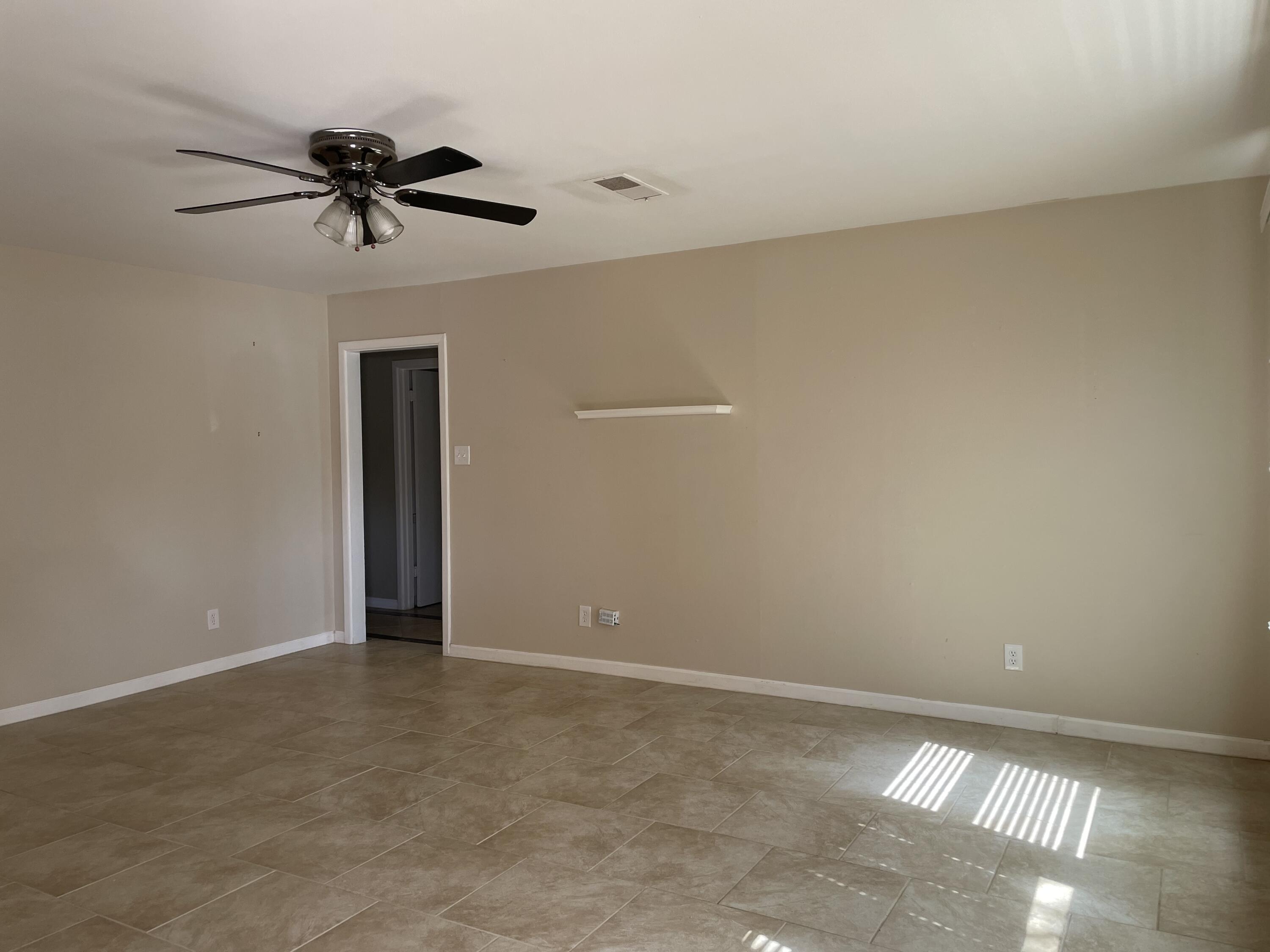 4212 46th Street Lubbock, TX 79413 - Photo 3 of 13 IMG_6897