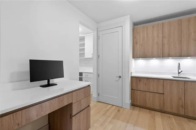 $2,995,000 | 3107 Peachtree Road Northeast, Unit 1702, Atlanta, GA 30305