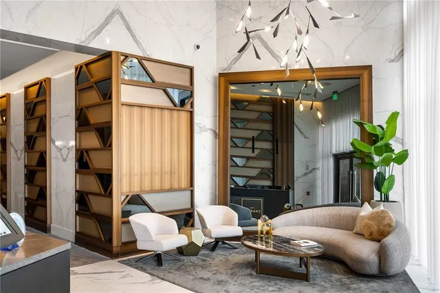 $2,995,000 | 3107 Peachtree Road Northeast, Unit 1702, Atlanta, GA 30305