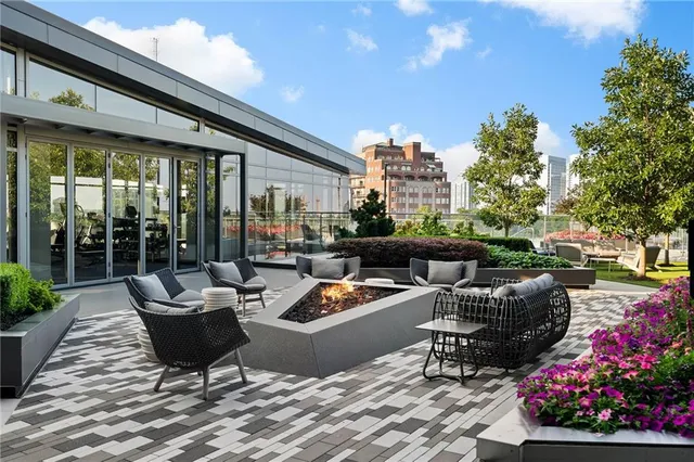$2,995,000 | 3107 Peachtree Road Northeast, Unit 1702, Atlanta, GA 30305