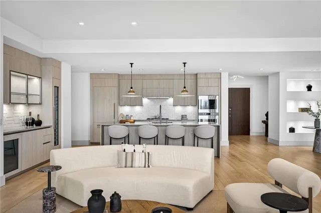 $2,995,000 | 3107 Peachtree Road Northeast, Unit 1702, Atlanta, GA 30305