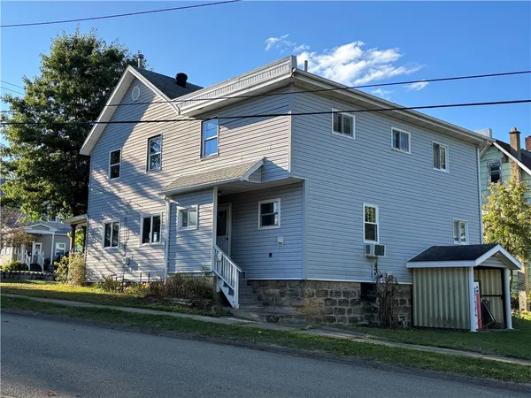 $97,500 | 418 Chase Street, Kane, PA 16735