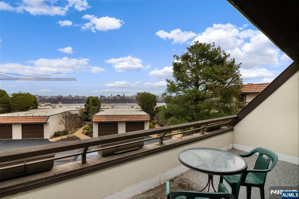 300 Gorge Road, Unit 36 Cliffside Park, NJ 07010 - Photo 15 of 22