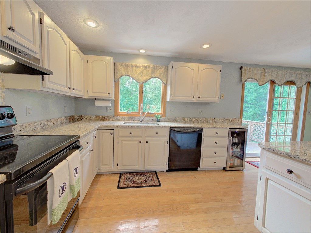 308 Hill Road Burrillville, RI 02830 - Photo 8 of 46