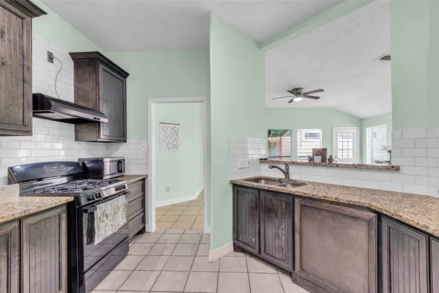 $228,000 | 11838 Plumbrook Drive, Houston, TX 77099