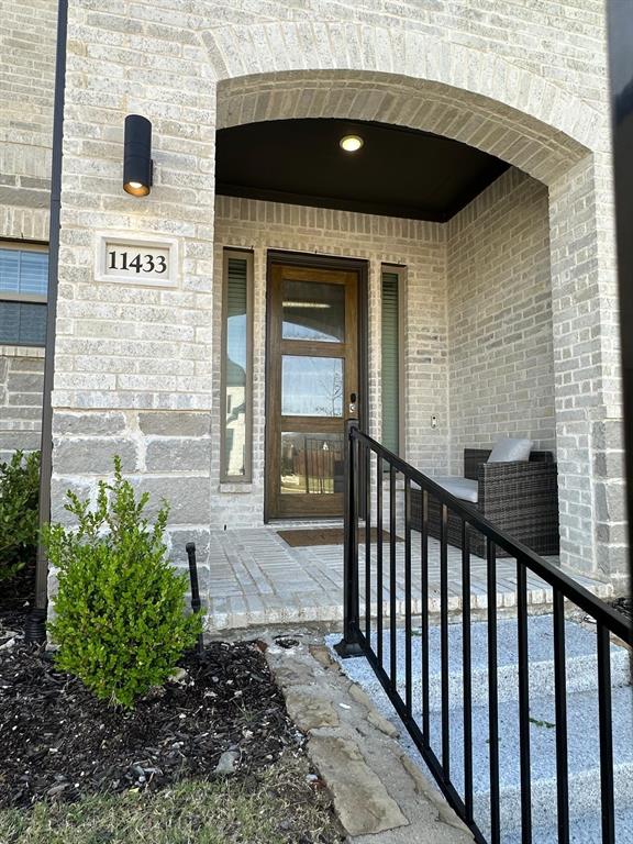 11433 Four Roses Trail Frisco, TX 75035 - Photo 4 of 29