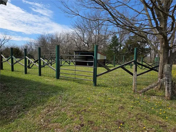 $750,000 | 1449 Indian Road, Fort Scott, KS 66701