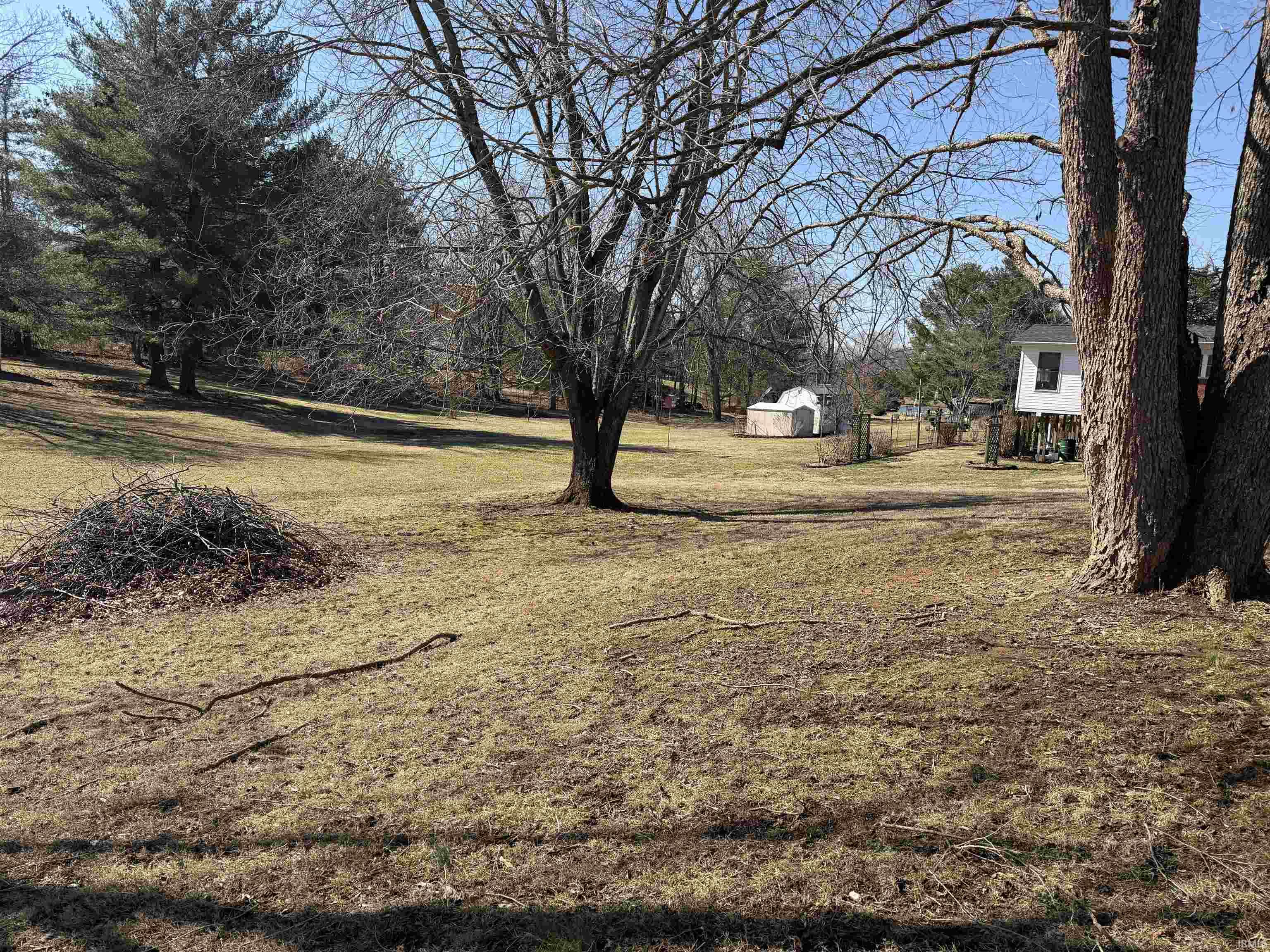 3532 East Rogers Road Bloomington, IN 47401 - Photo 25 of 27 Gallery Image 25