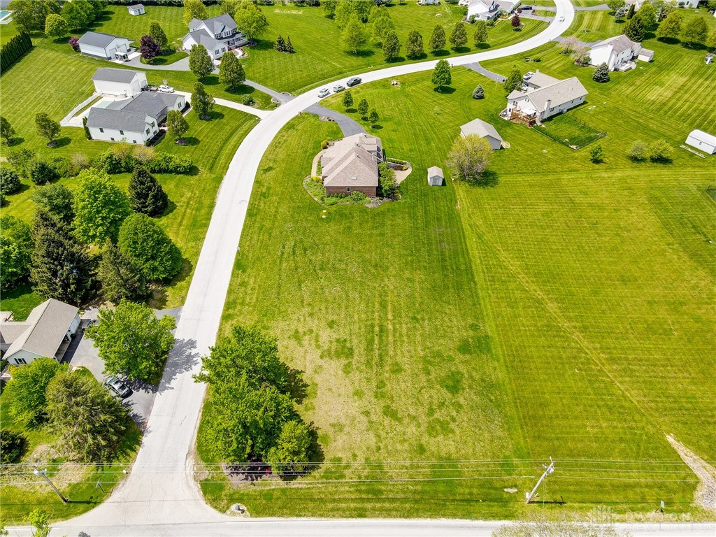 3998 Windy Ridge Drive Springfield, OH 45502 - Photo 4 of 69