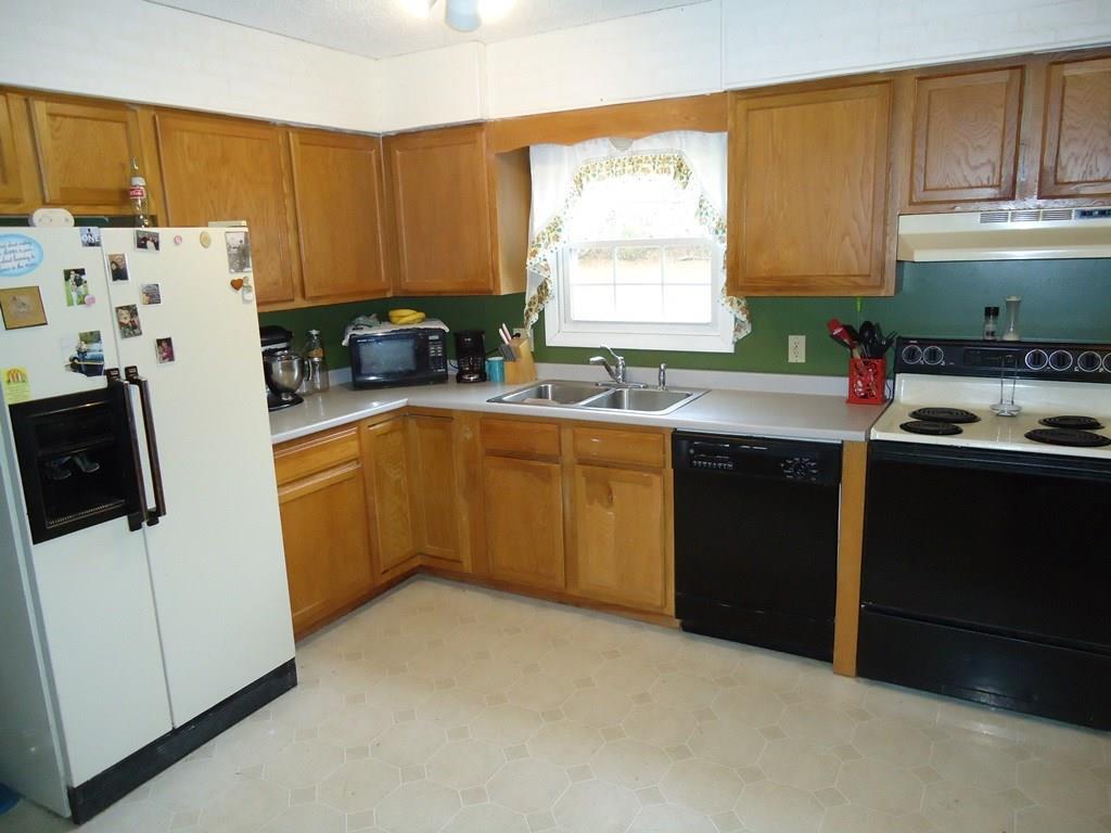 156 Richards Road Benton, ME 04901 - Photo 4 of 19 Photo