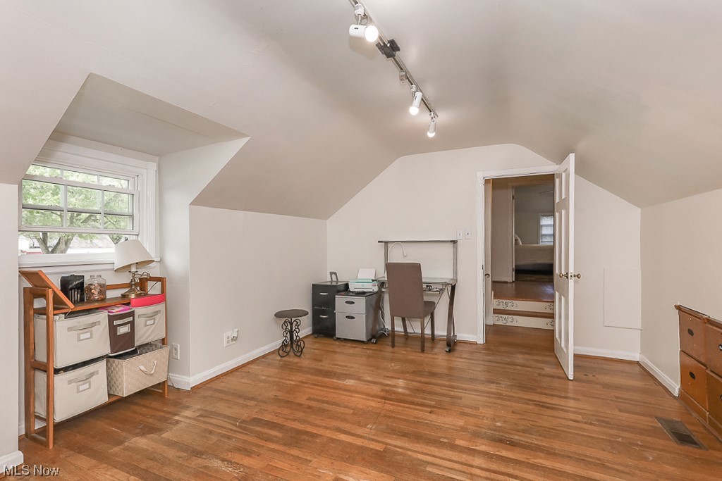 3187 Rumson Road Cleveland, OH 44118 - Photo 25 of 29