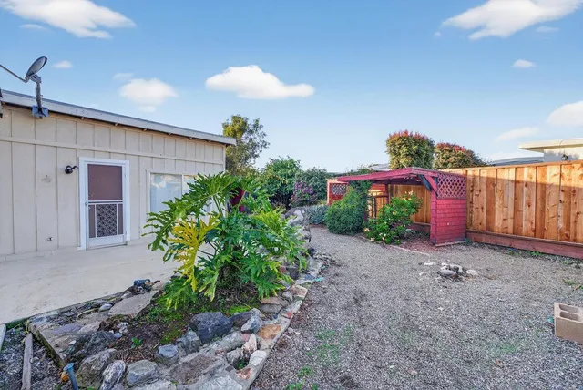 $529,000 | 8 Carita Court, Watsonville, CA 95076