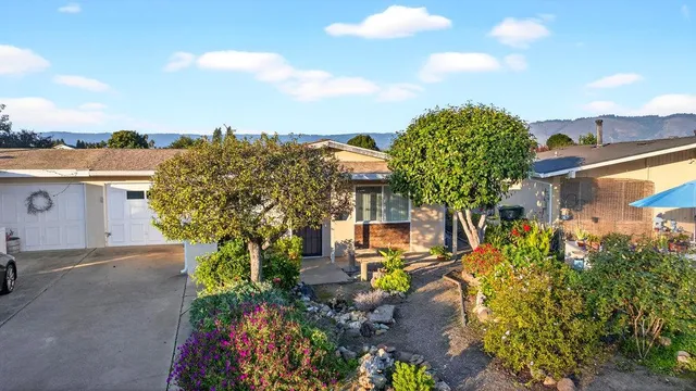 $529,000 | 8 Carita Court, Watsonville, CA 95076