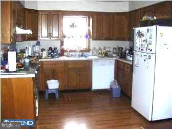 705 South County Line Road Telford, PA 18969 - Photo 9 of 12 Kitchen