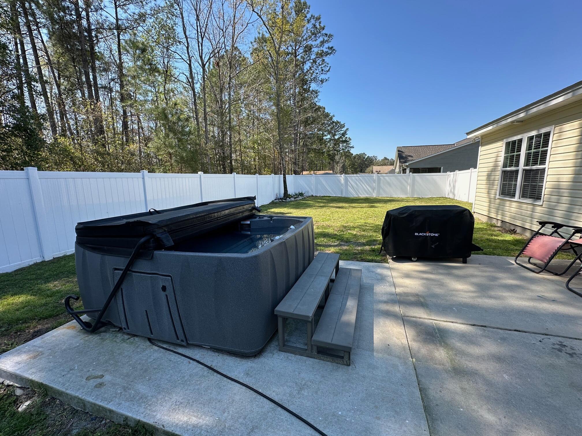 73 Timber Run Drive Georgetown, SC 29440 - Photo 30 of 40 Hot Tub Conveys