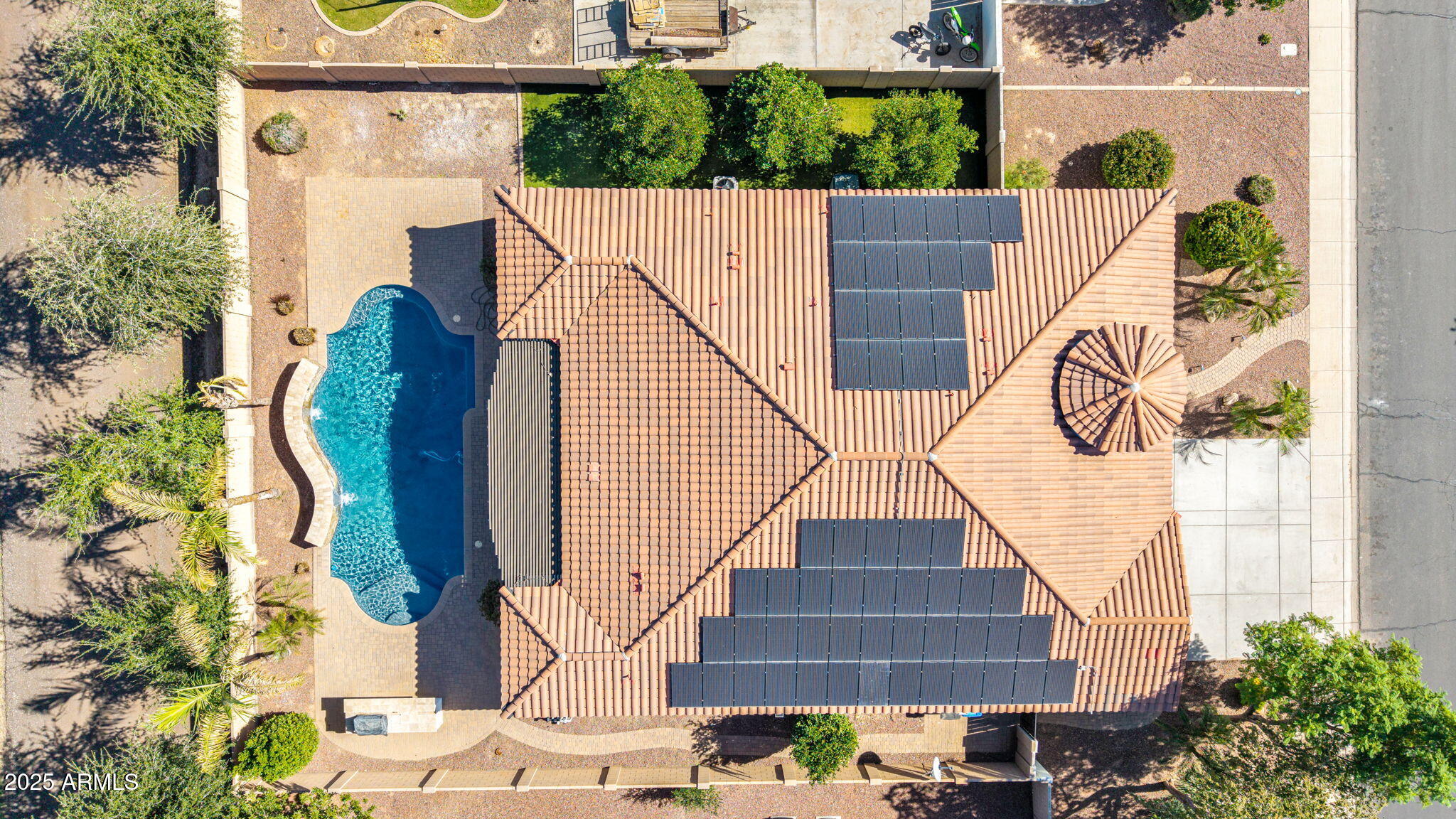 4060 East Canyon Way Chandler, AZ 85249 - Photo 48 of 55 a aerial view of a house with wooden fence