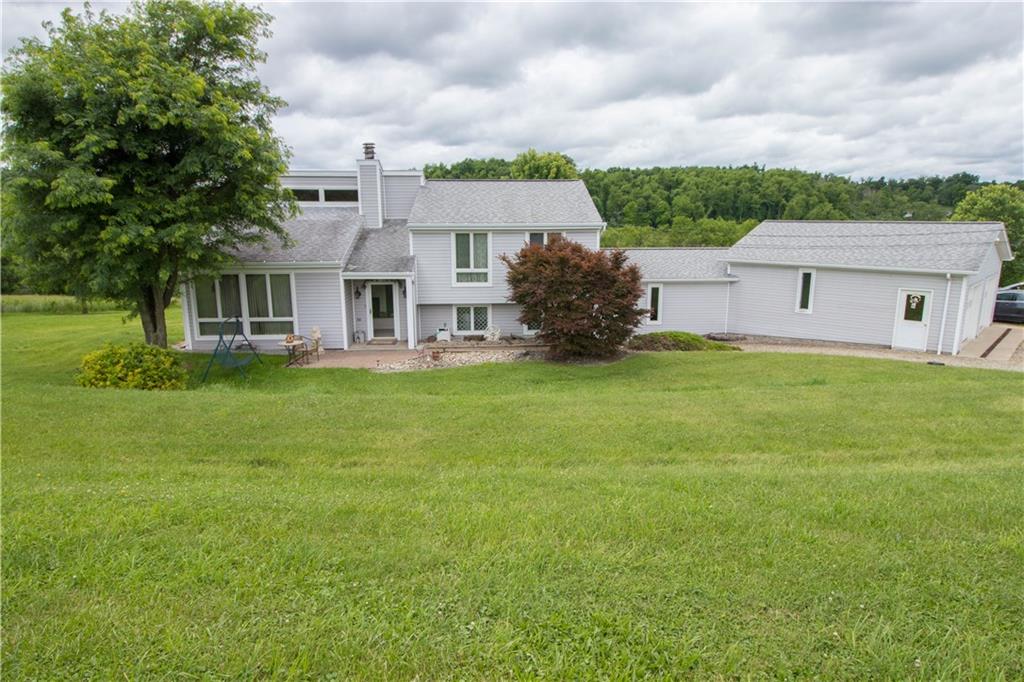 534 Clover Hill Road California, PA 15427 - Photo 1 of 25 Gallery Image 1