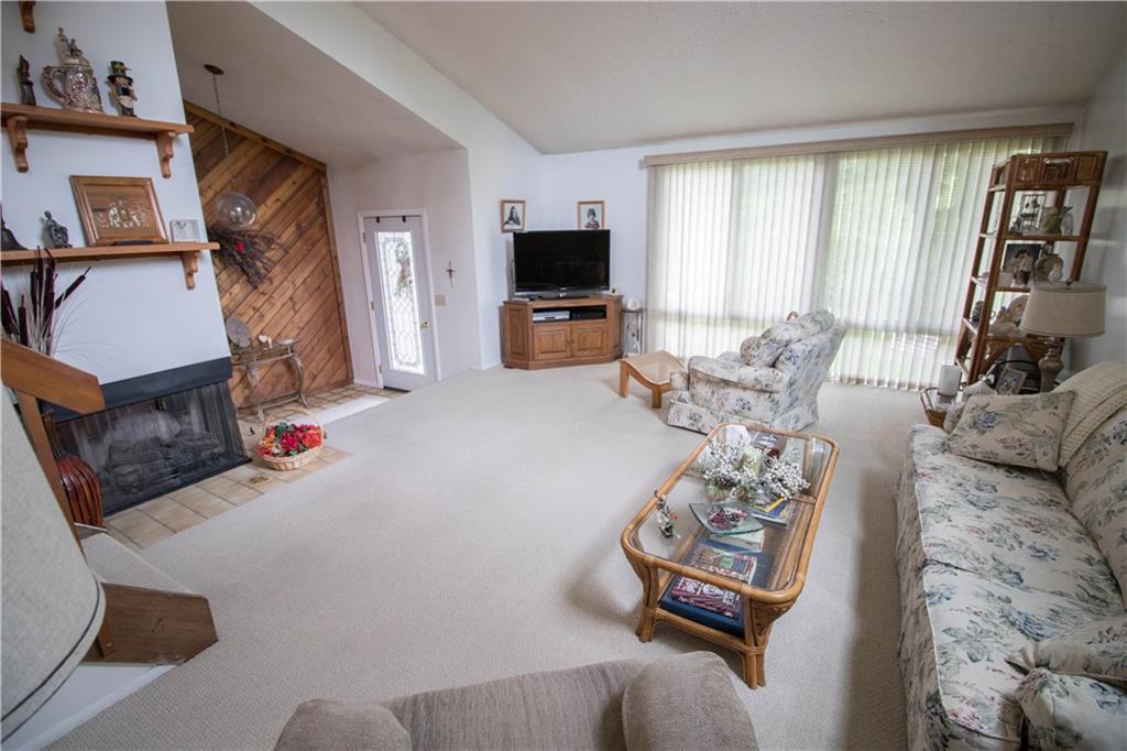 534 Clover Hill Road California, PA 15427 - Photo 4 of 25 Gallery Image 4
