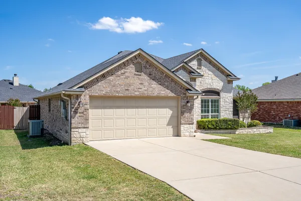 $1,800 | 4935 Sean Patrick Glen, Temple, TX 76502