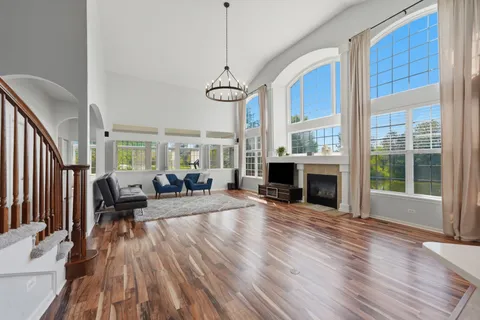 $624,500 | 18936 West Woodale Trail, Lake Villa, IL 60046