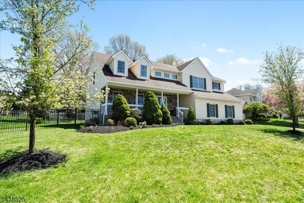 $800,000 | 3 Magnolia Court, Succasunna, NJ 07876