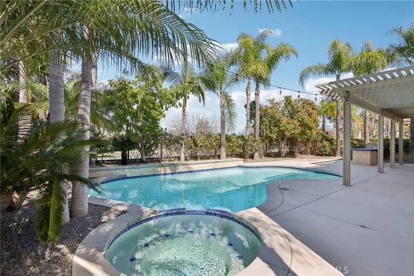 $1,350,000 | 1041 Stanislaus Drive, Corona, CA 92881