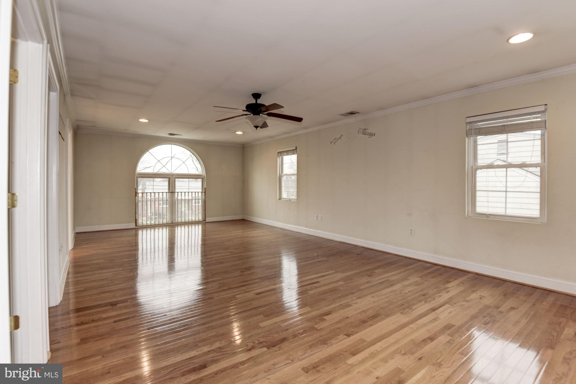 6006 Craig Street Springfield, VA 22150 - Photo 16 of 29 Bedroom (Master)