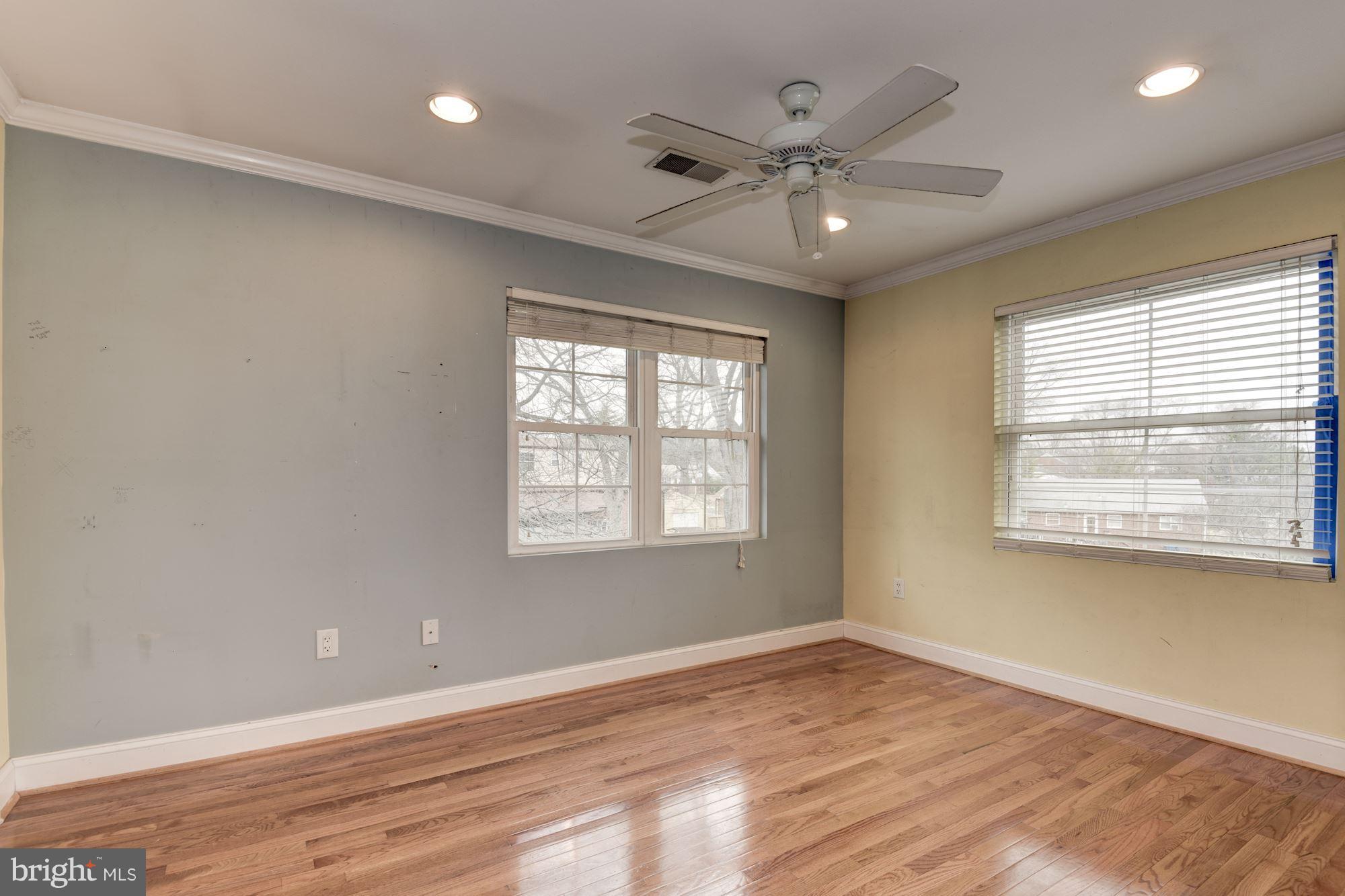 6006 Craig Street Springfield, VA 22150 - Photo 22 of 29 Bedroom