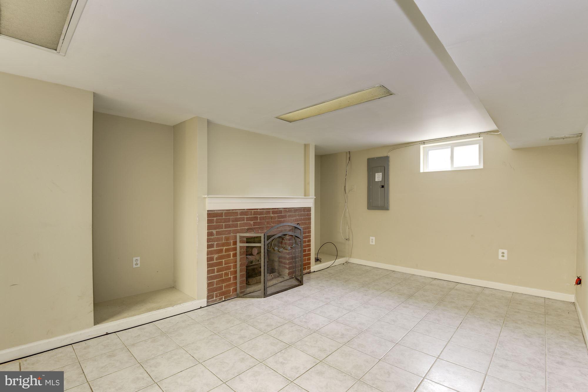 6006 Craig Street Springfield, VA 22150 - Photo 25 of 29 Basement