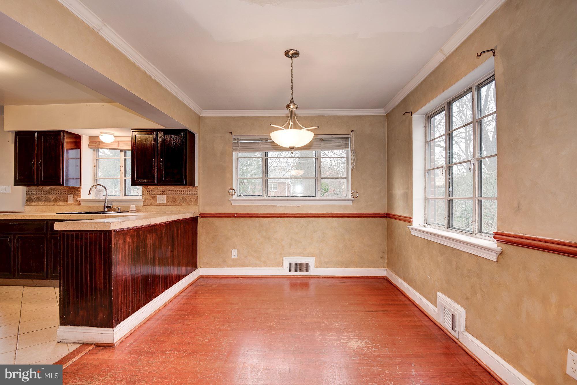 6006 Craig Street Springfield, VA 22150 - Photo 8 of 29 Dining Room