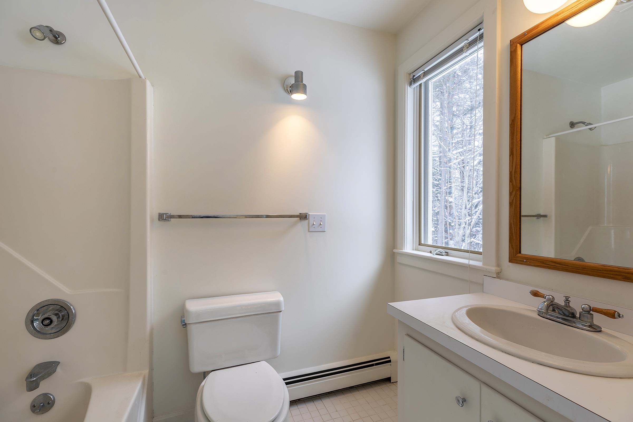 573 Middletown Road Londonderry, VT 05155 - Photo 33 of 48 Gallery Image 33