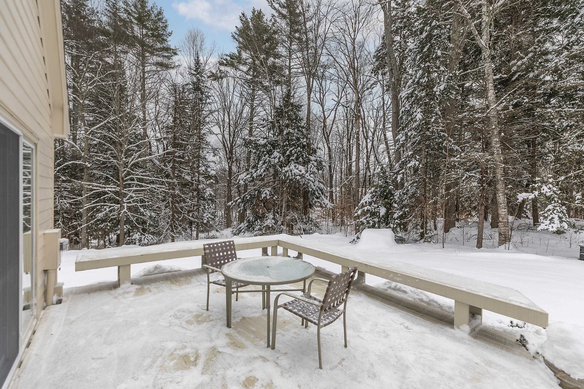 573 Middletown Road Londonderry, VT 05155 - Photo 9 of 48 Gallery Image 9