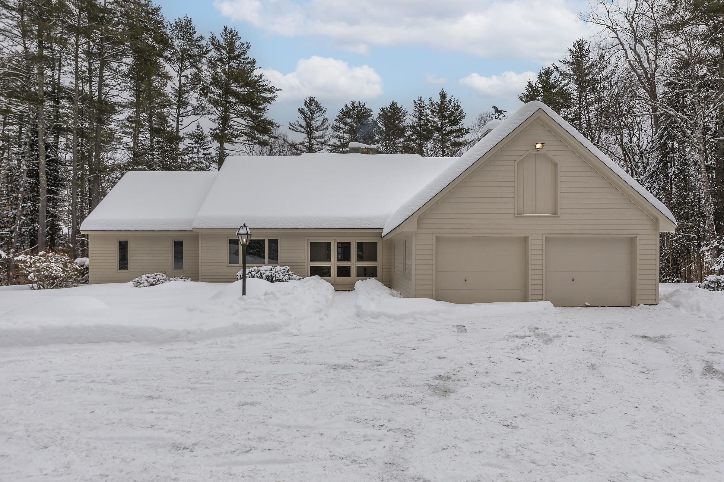 573 Middletown Road Londonderry, VT 05155 - Photo 10 of 48 Gallery Image 10
