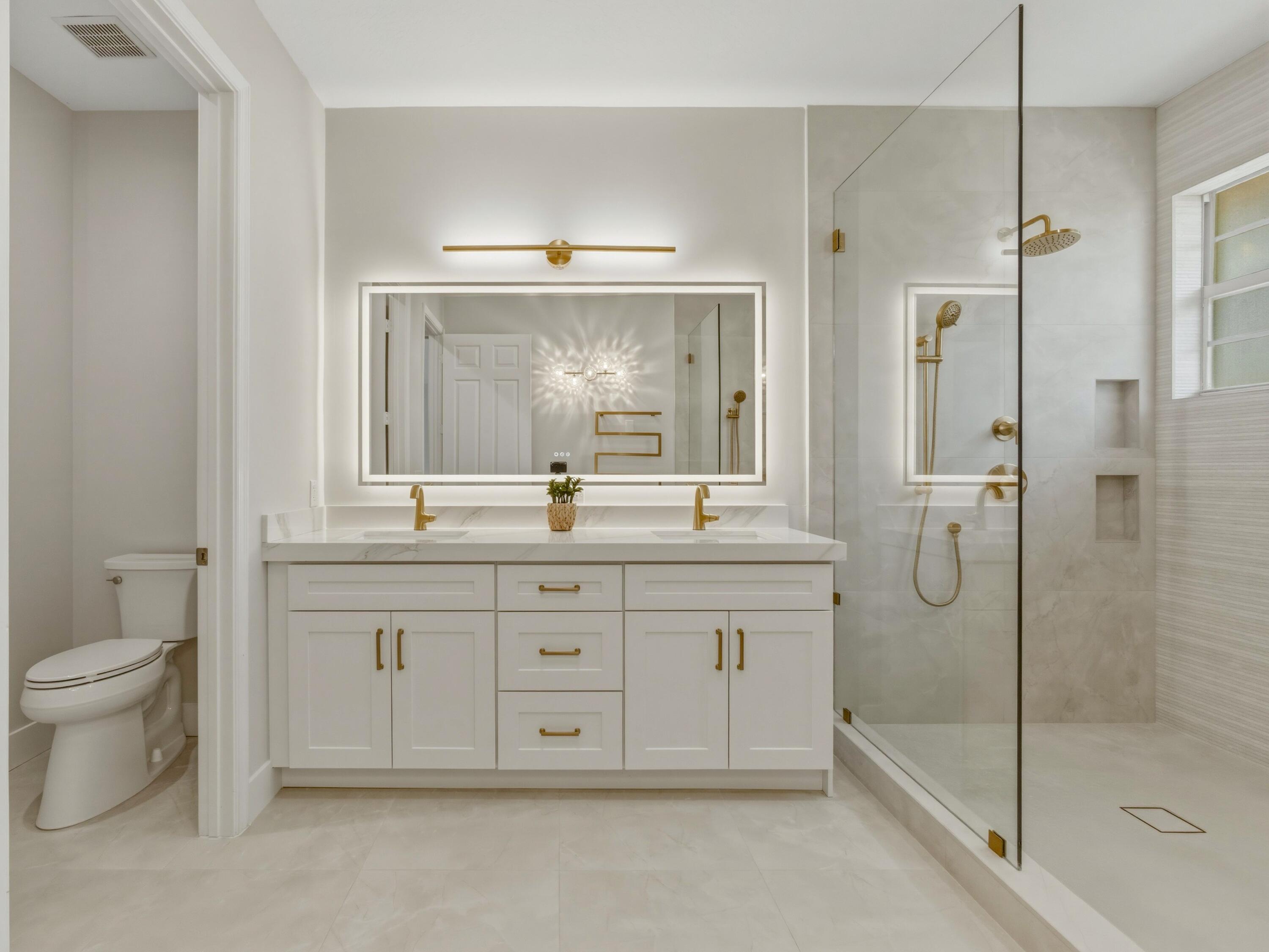 34 Lancaster Road Boynton Beach, FL 33426 - Photo 36 of 57 Primary Bathroom