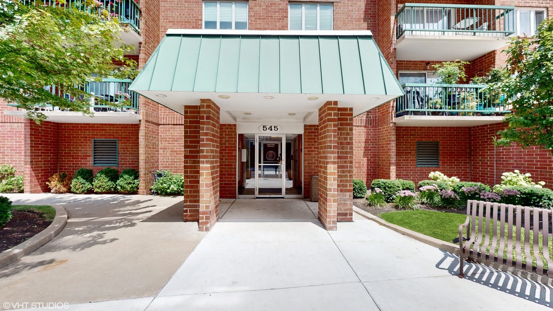 545 South River Road, Unit 705 Des Plaines, IL 60016 - Photo 1 of 28 Gallery Image 1