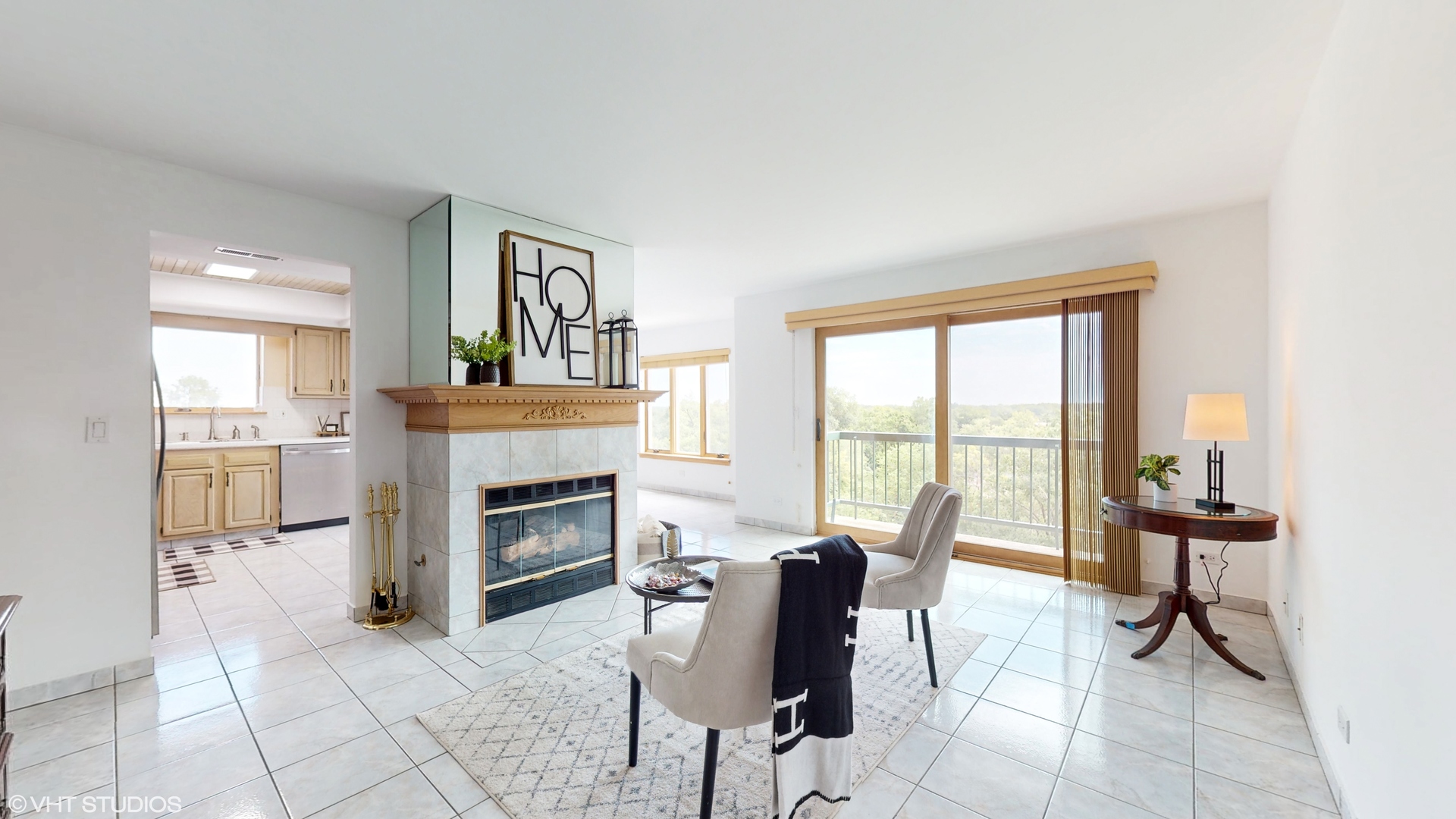 545 South River Road, Unit 705 Des Plaines, IL 60016 - Photo 5 of 28 Gallery Image 5