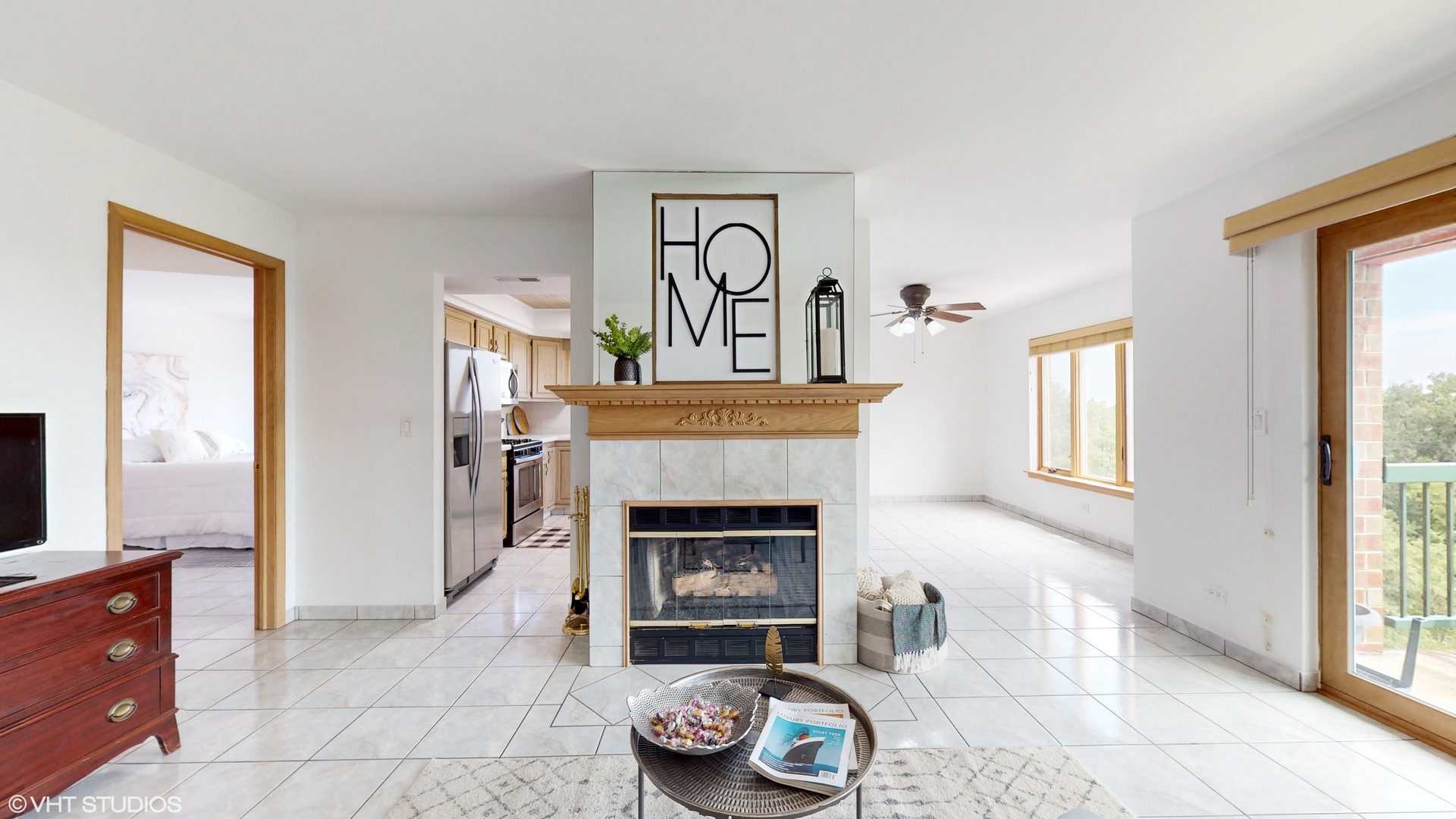 545 South River Road, Unit 705 Des Plaines, IL 60016 - Photo 8 of 28 Gallery Image 8