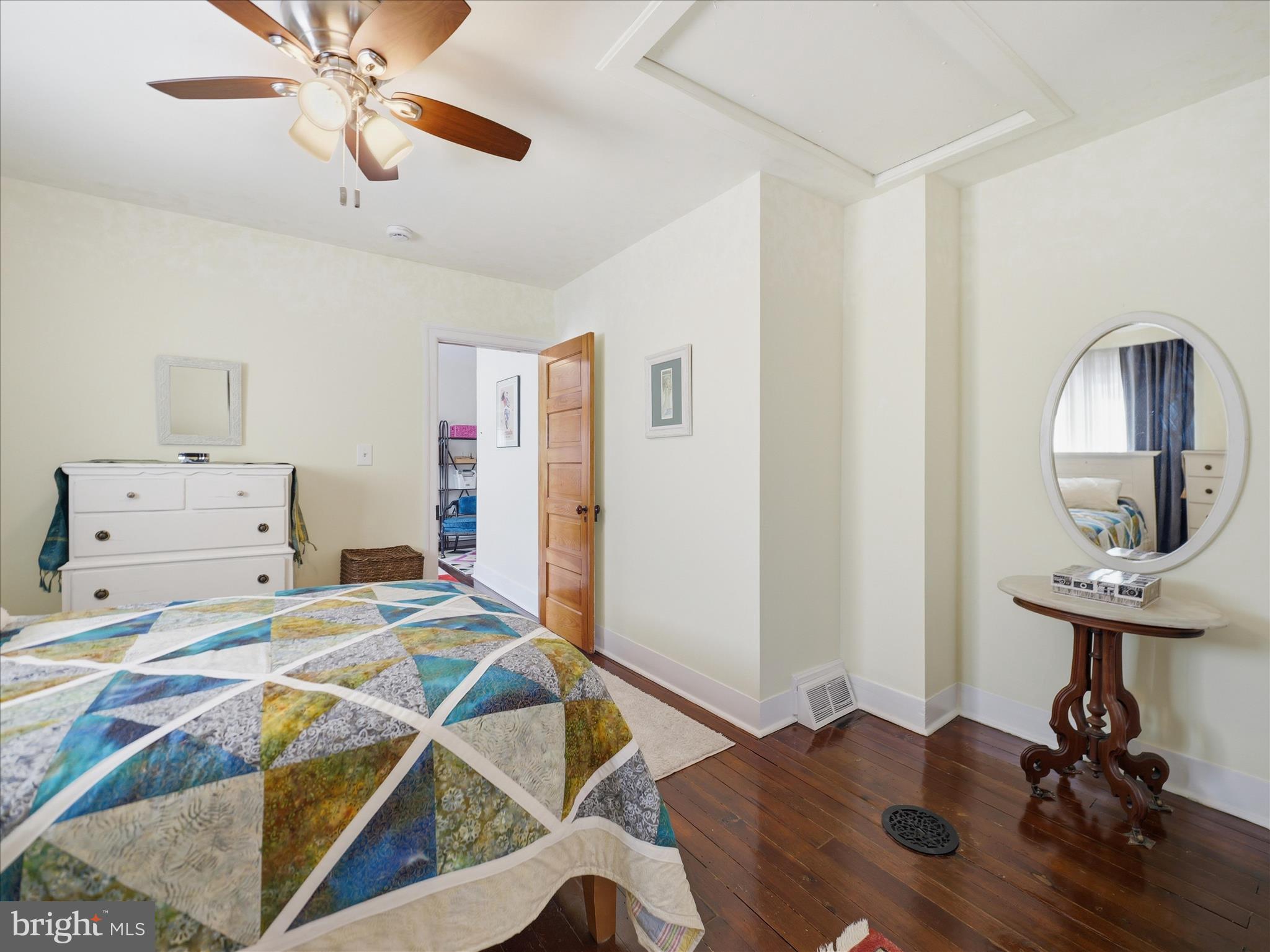 14 South High Street Funkstown, MD 21734 - Photo 20 of 33 a view of a workspace with furniture and a wooden floor