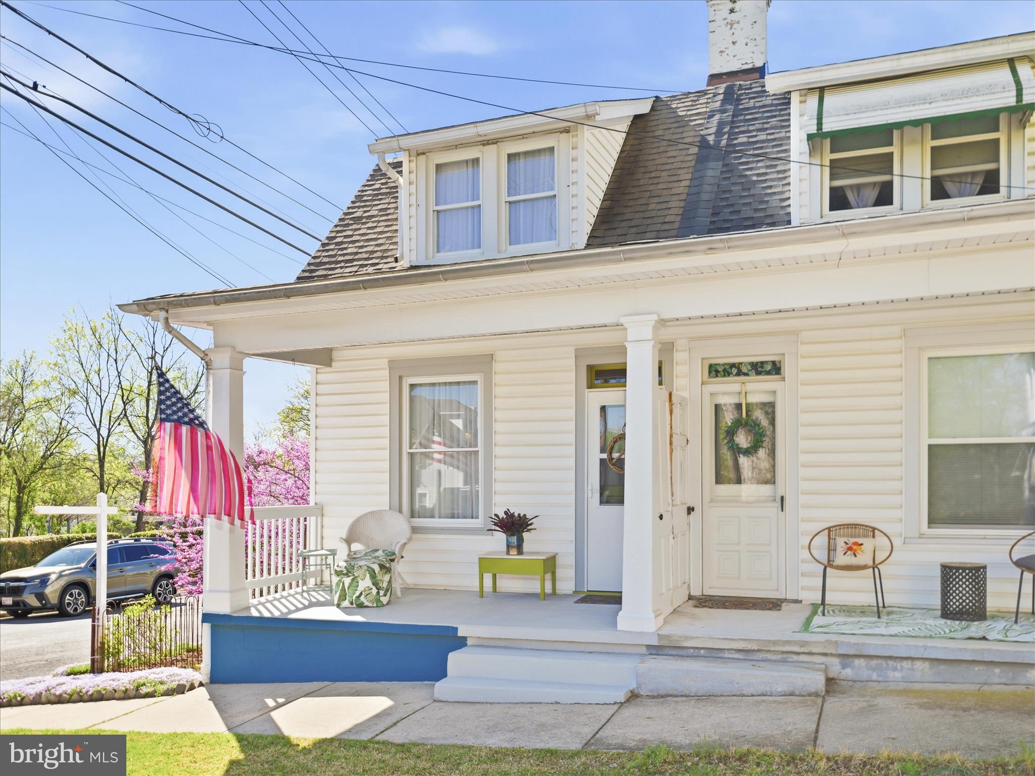 14 South High Street Funkstown, MD 21734 - Photo 4 of 33 a view of a building with sitting area