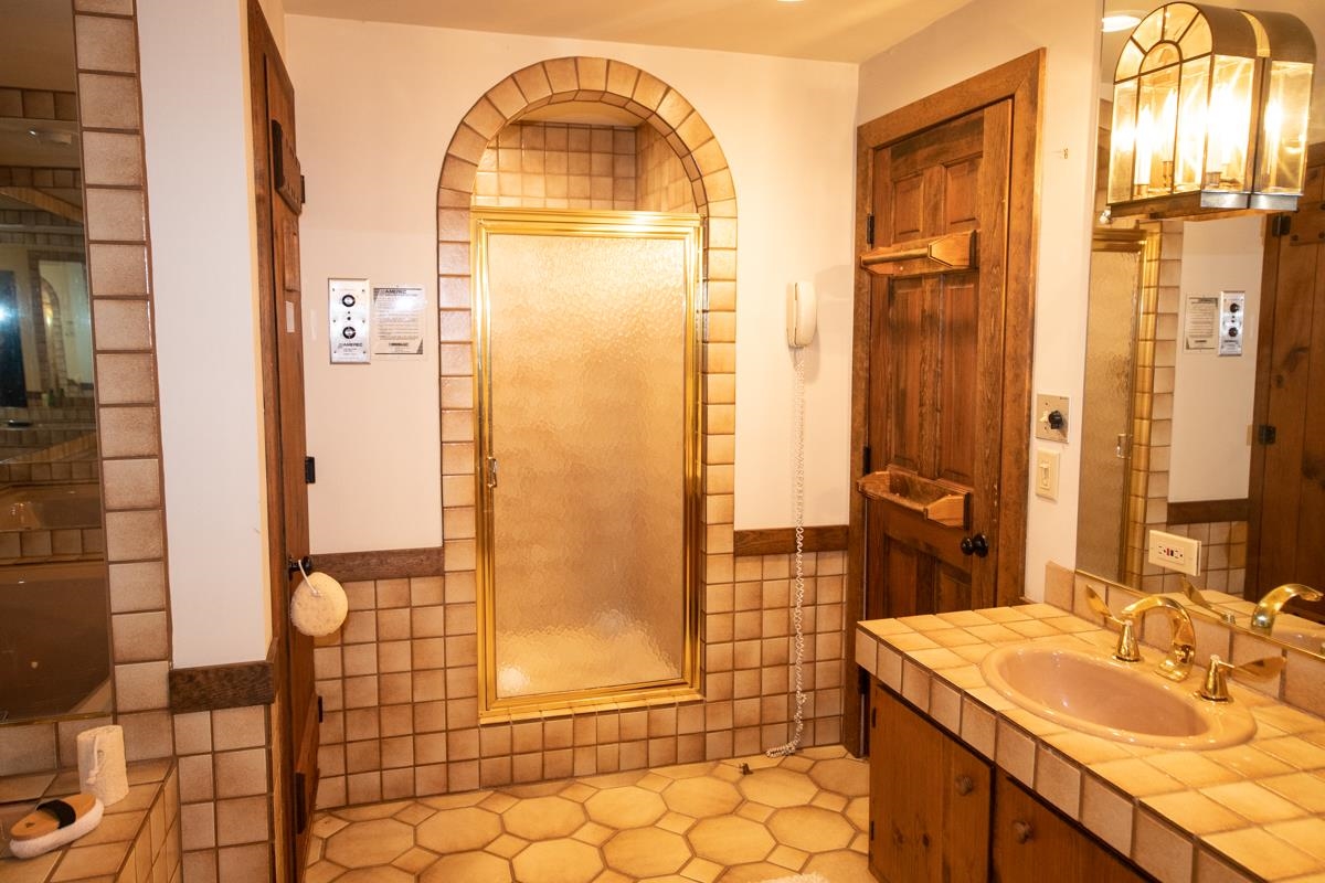 934 East Ash Road, Unit 15 Plymouth, VT 05056 - Photo 22 of 38