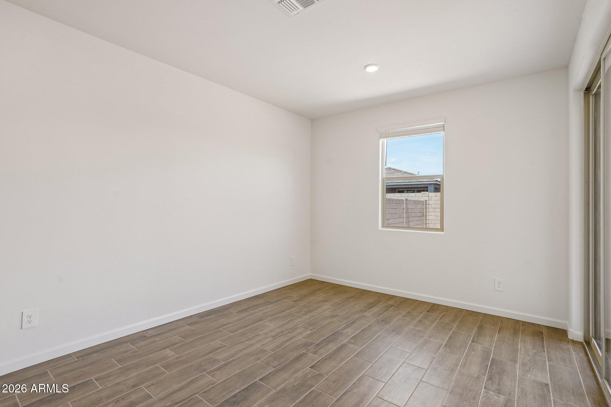 9520 West Gaby Road Tolleson, AZ 85353 - Photo 19 of 36 20-web-or-mls-W Gaby Rd-S1408-020