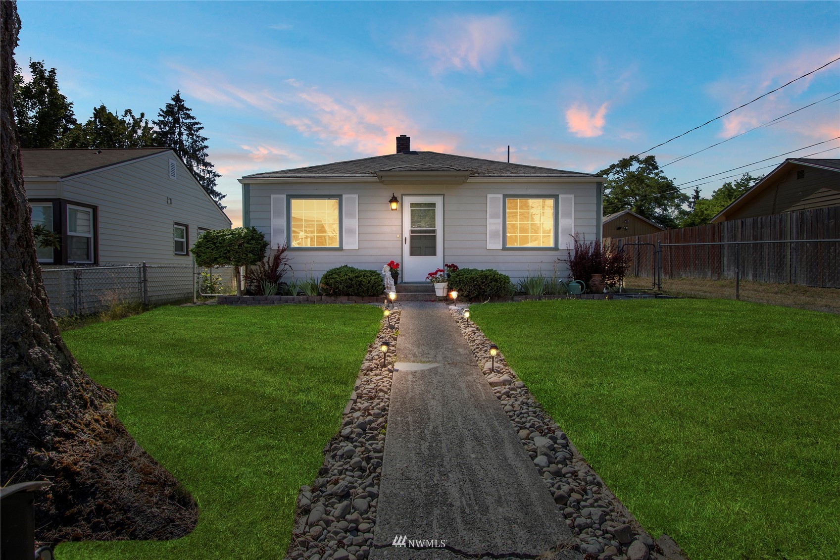 1036 South Rochester Street Tacoma, WA 98465 - Photo 1 of 40 Gallery Image 1