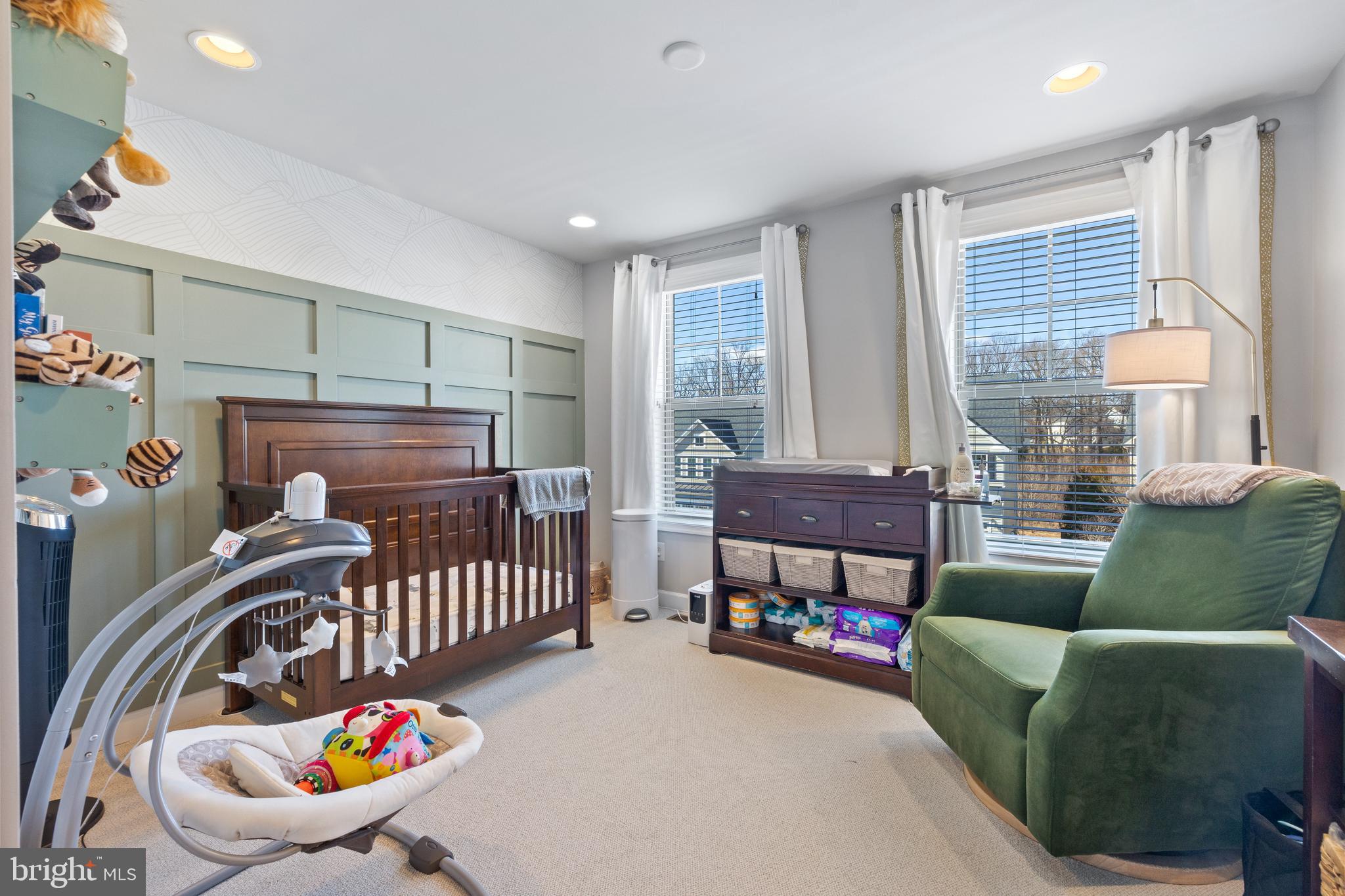 13410 Redspire Drive Silver Spring, MD 20906 - Photo 24 of 43 a living room with furniture and a window