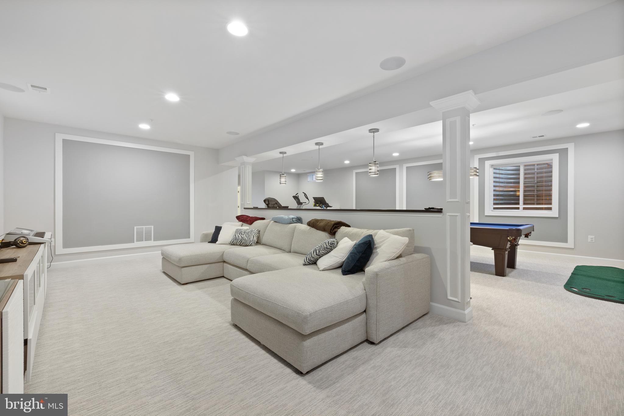 13410 Redspire Drive Silver Spring, MD 20906 - Photo 34 of 43 a living room with furniture and a table