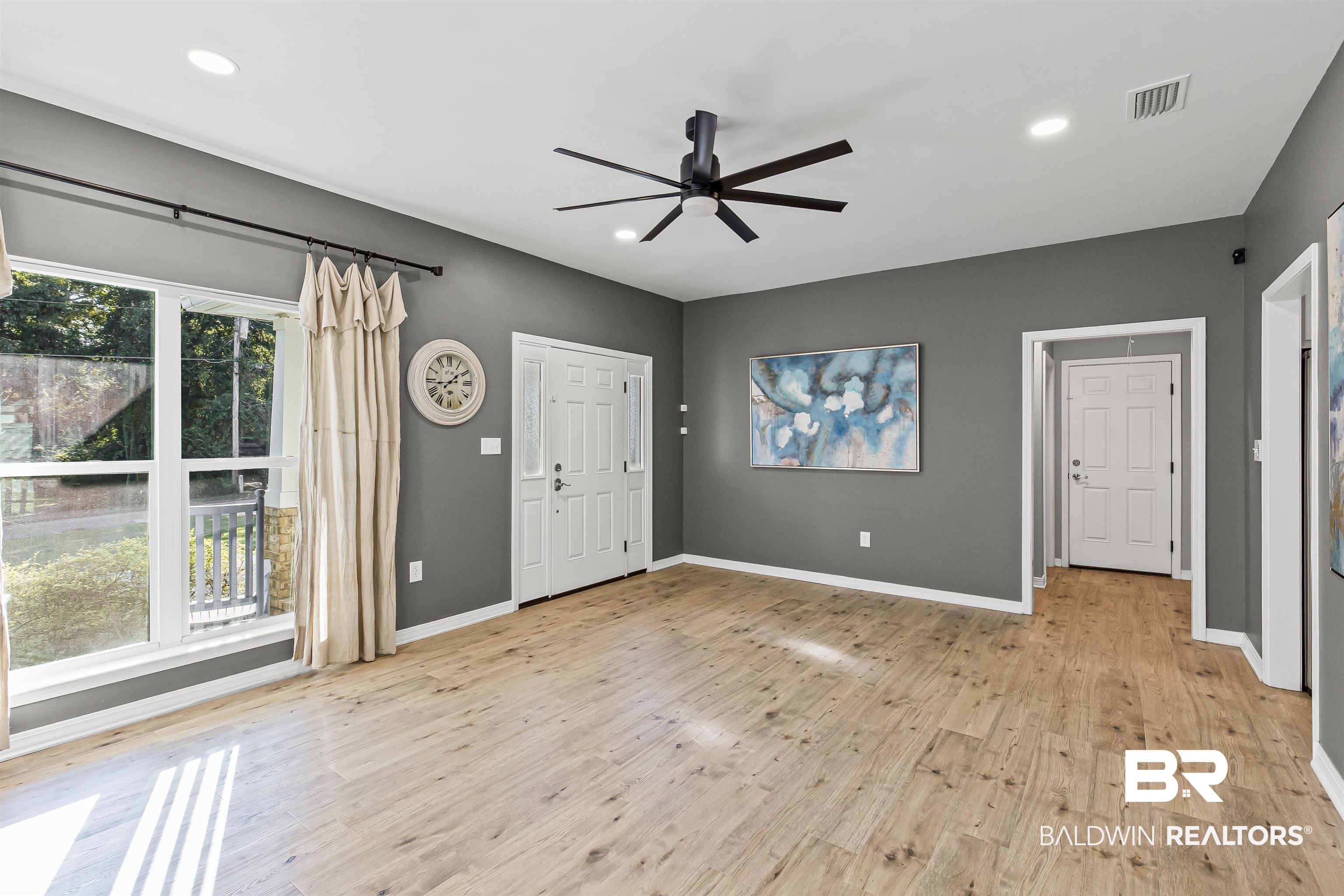 30851 Joseph Drive Spanish Fort, AL 36527 - Photo 4 of 22 Living Room