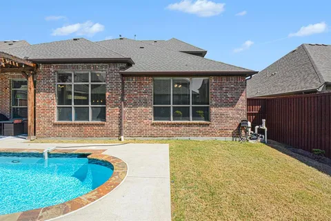$689,500 | 3323 Royal Ridge Drive, Rockwall, TX 75087