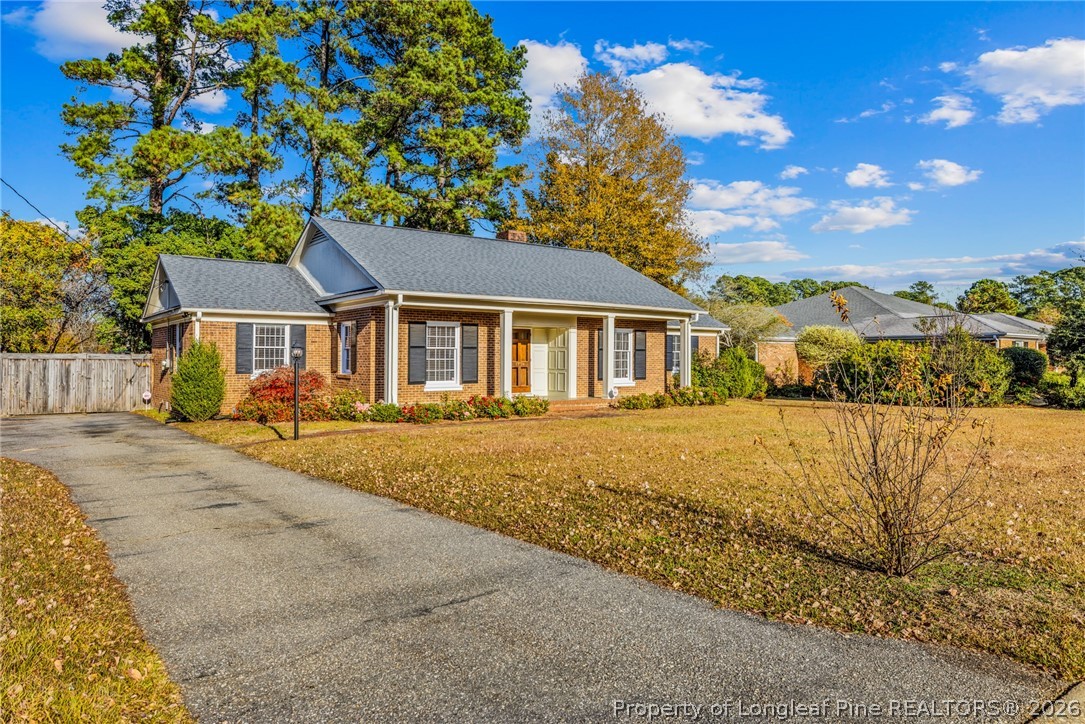 2706 Huntington Road Fayetteville, NC 28303 - Photo 3 of 36