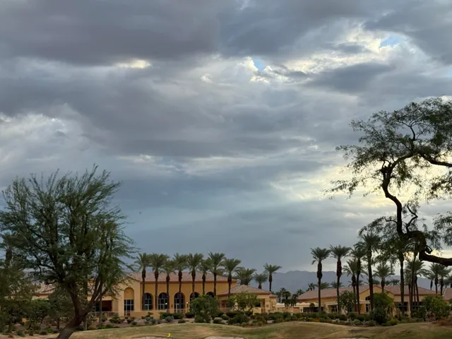 $3,200 | 36582 Crown Street, Palm Desert, CA 92211