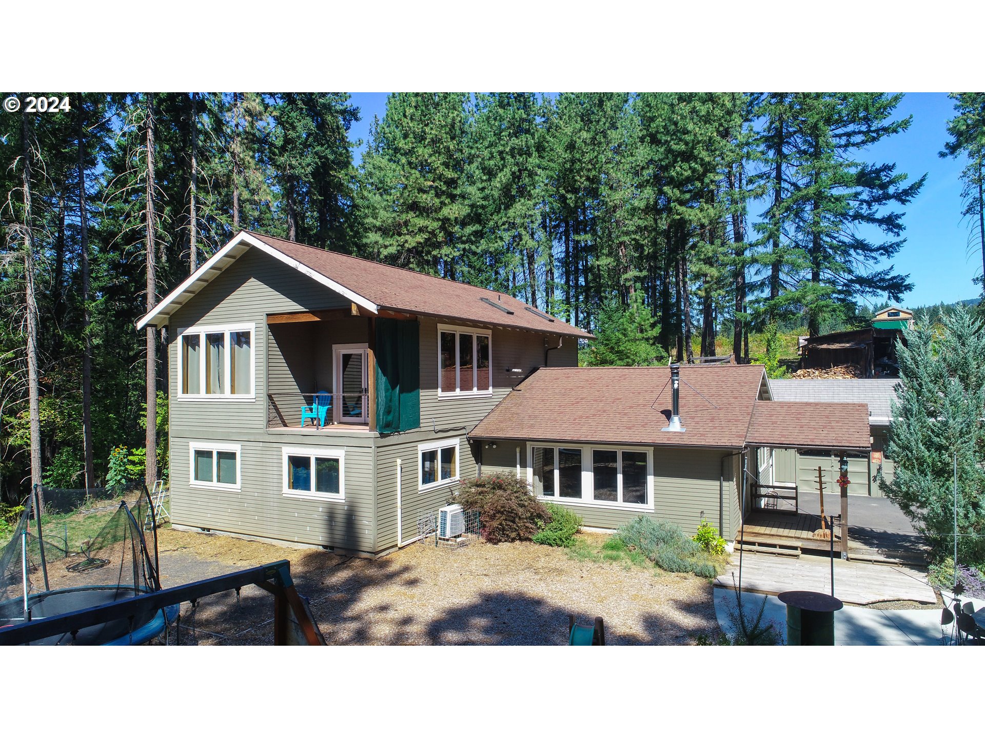 7 Rattlesnake Road White Salmon, WA 98672 - Photo 1 of 41 a aerial view of a house with a yard